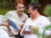 https://www.lemediasocial-emploi.fr/media/cache/articles_thumbnail/uploads/images/articles-small/5dcd5cf934be3_Conseils_Service civique_SLG.jpeg